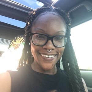 Meet your Posher, Jasmine